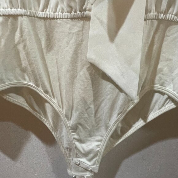 Kate Kasin Long Sleeve Sheer Mesh Pointelle Bodysuit Pussybow Necktie Size Med - Picture 8 of 10